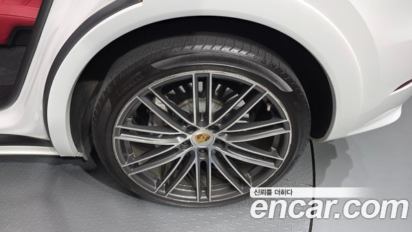 Porsche Cayenne 2021, фото 7