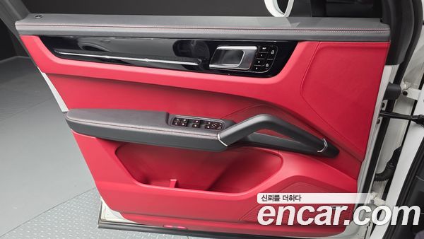 Porsche Cayenne 2021, фото 14