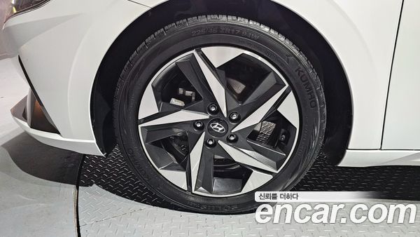 Hyundai Elantra 2021, фото 5