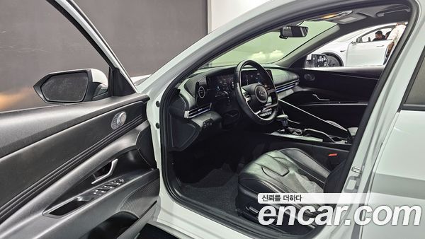 Hyundai Elantra 2021, фото 13