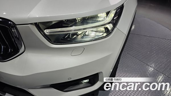 Volvo XC40 2021, фото 8