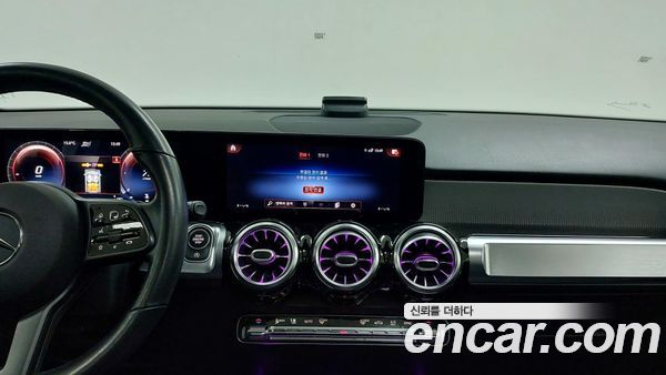 Mercedes-Benz GLB 2021, фото 16