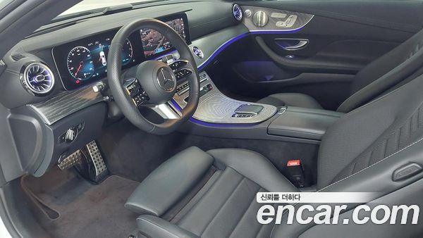 Mercedes-Benz E-Class 2023, фото 14