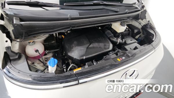 Hyundai Staria 2023, фото 6