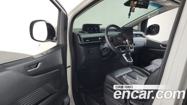 Hyundai Staria 2023, фото 13