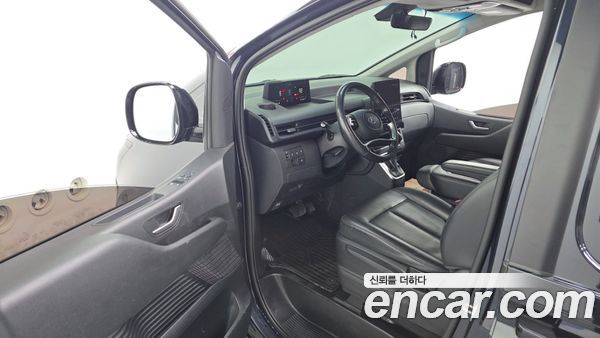 Hyundai Staria 2023, фото 13