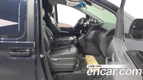Hyundai Staria 2023, фото 16