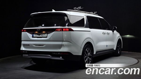 Kia Carnival 2021, фото 2