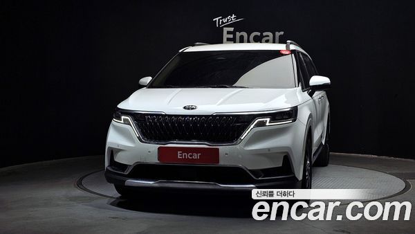 Kia Carnival 2021, фото 3