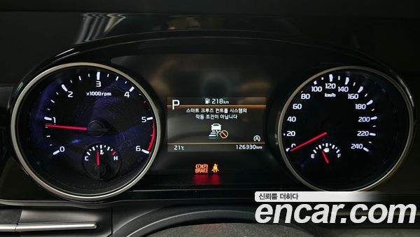Kia Carnival 2021, фото 8
