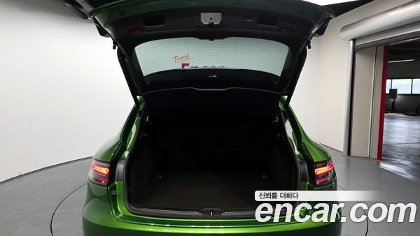 Porsche Macan 2021, фото 26