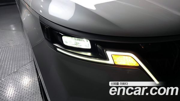 Kia Carnival 2023, фото 8
