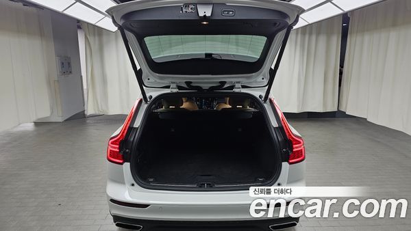 Volvo V60 2021, фото 20