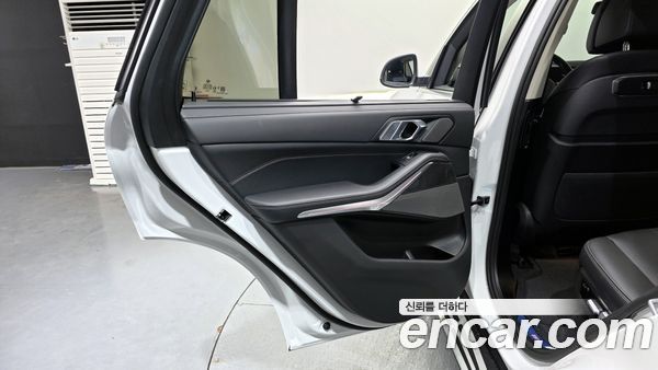 BMW X5 2025, фото 14