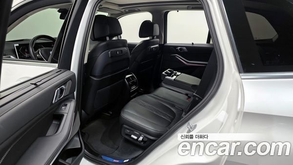 BMW X5 2025, фото 15