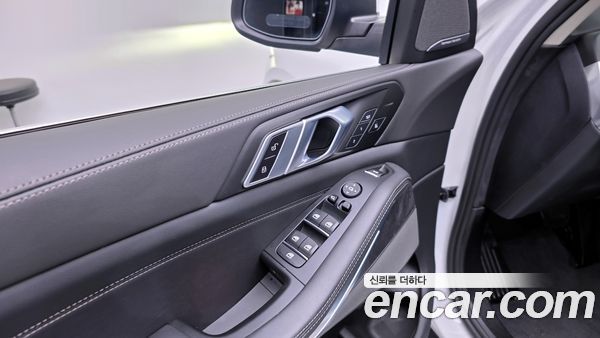 BMW X5 2025, фото 33