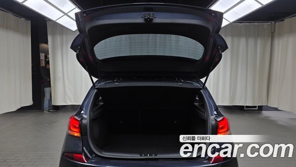 Hyundai i30 2020, фото 26