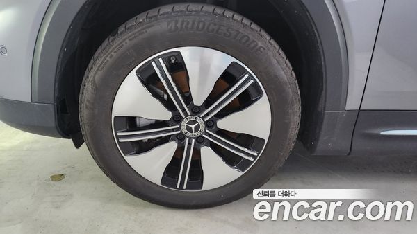 Mercedes-Benz EQB 2024, фото 5