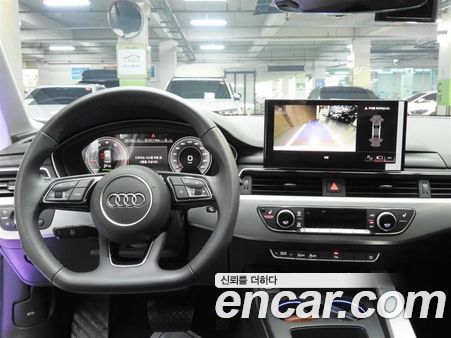 Audi A4 2023, фото 5