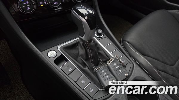 Volkswagen Jetta 2023, фото 9