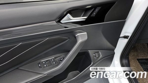 Volkswagen Jetta 2023, фото 18