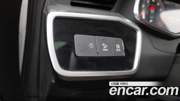 Audi A6 2023, фото 30