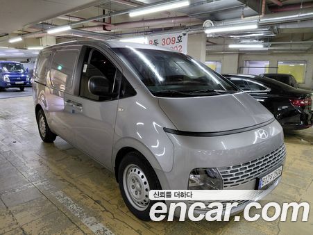 Hyundai Staria 2025, фото 3