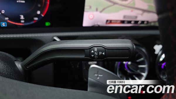 Mercedes-Benz CLA 2023, фото 9