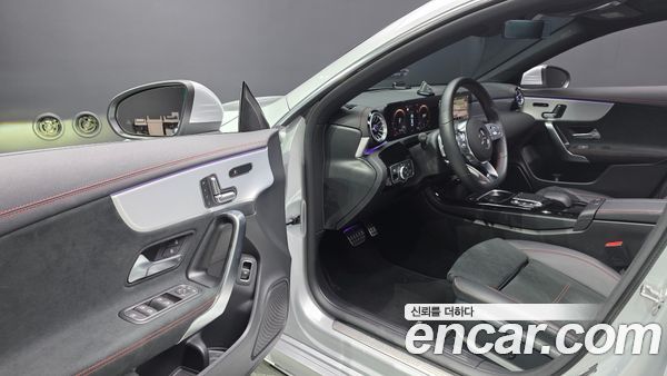 Mercedes-Benz CLA 2023, фото 10