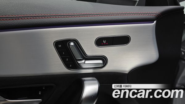 Mercedes-Benz CLA 2023, фото 18