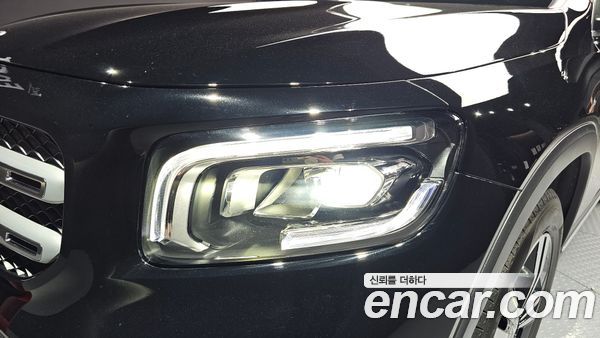 Mercedes-Benz GLB 2021, фото 8