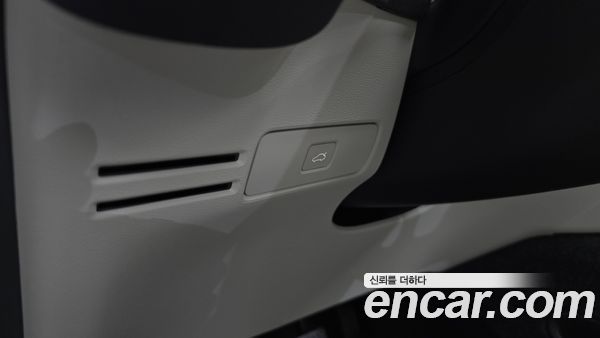 Volvo XC40 2023, фото 30