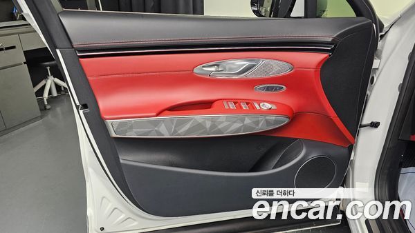 Genesis GV70 2021, фото 14
