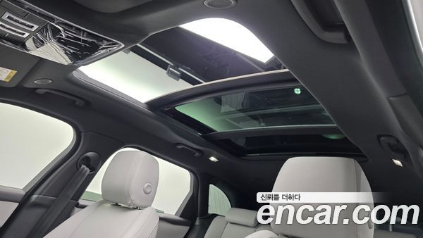 Land Rover Range Rover Velar 2026, фото 20