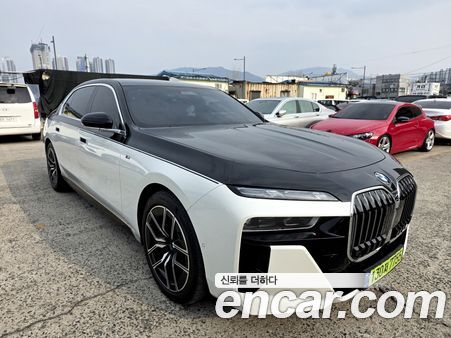 BMW 7 Series 2023, фото 5