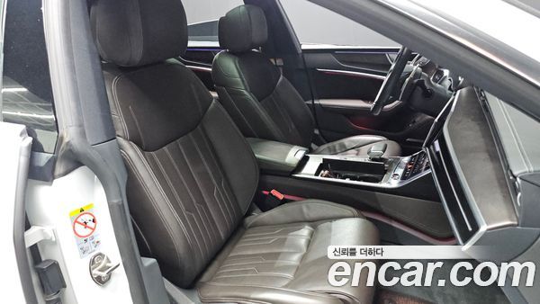 Audi A7 2020, фото 16