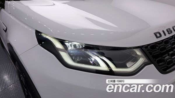 Land Rover Discovery Sport 2021, фото 8