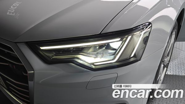 Audi A6 2021, фото 8