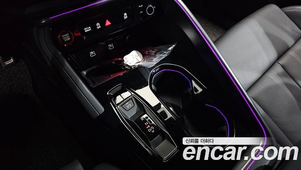 Audi Q5 2025, фото 11