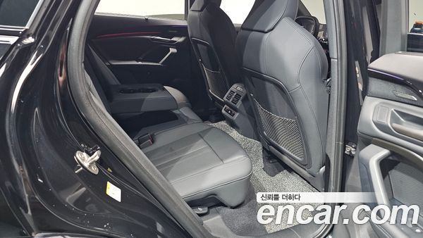 Audi Q5 2025, фото 16
