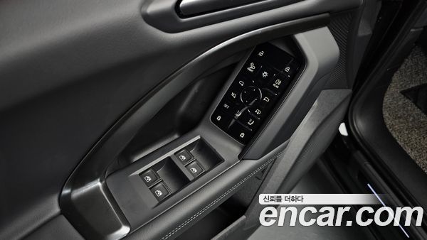 Audi Q5 2025, фото 28
