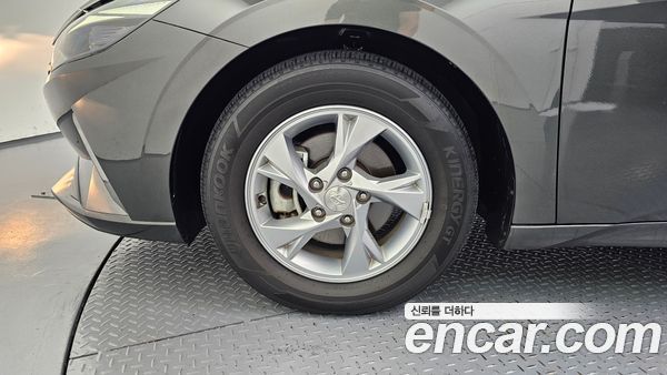 Hyundai Elantra 2021, фото 5