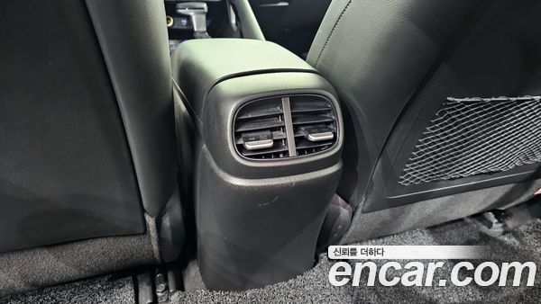 Hyundai Elantra 2021, фото 29