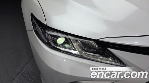 Toyota Camry 2024, фото 8
