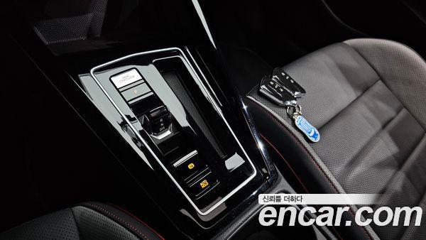 Volkswagen Golf 2024, фото 11