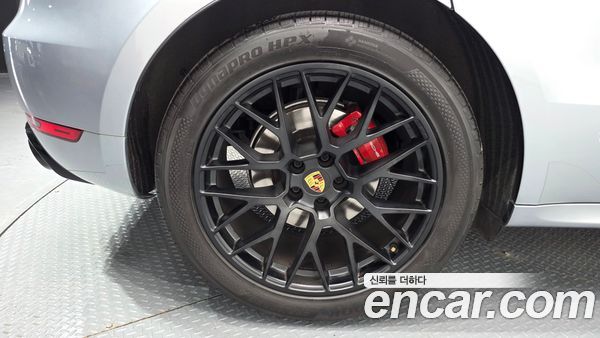 Porsche Macan 2021, фото 5
