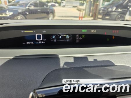 Toyota Prius 2022, фото 6