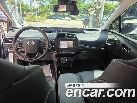 Toyota Prius 2022, фото 9