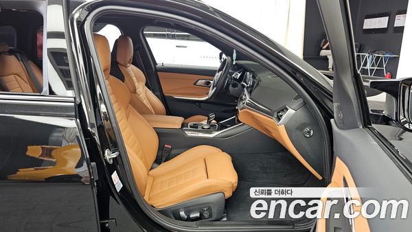 BMW 3 Series 2022, фото 11