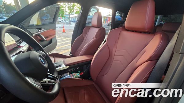 BMW iX1 2026, фото 14